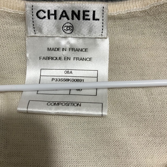 Authentic Chanel vintage top size 40 - Picture 2 of 4